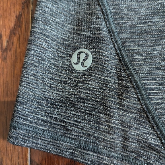 BNWT Lululemon On Track Long Sleeve Heathered Black - size 8 - Picture 7 of 13